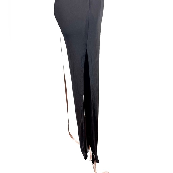 NEW NWT House of CB Odette Cross Front Cutout Maxi Dress - Picture 8 of 15